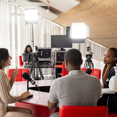 Étudiants en journalisme à Narratiiv